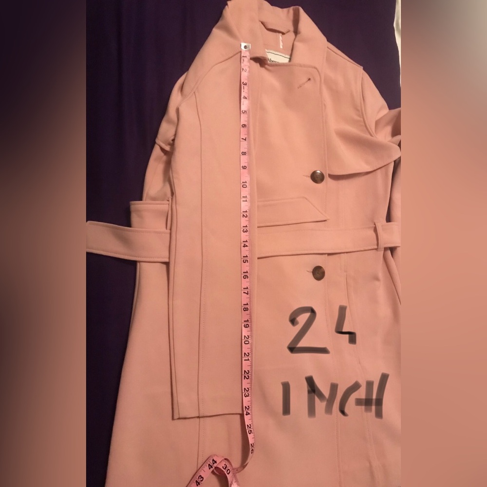 Elegant Pink Trench Coat - Picture 13 of 15
